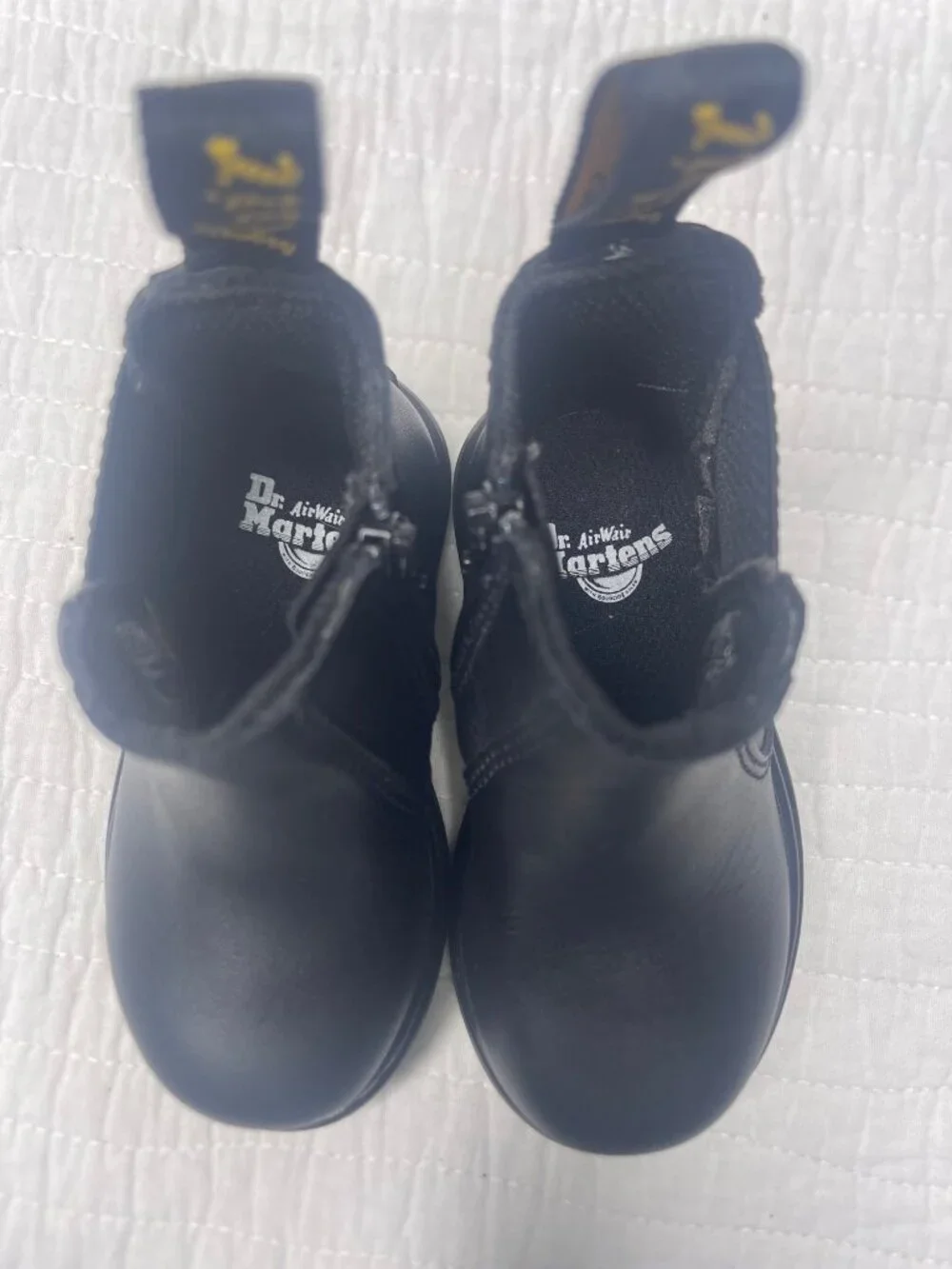 Dr. Marten's Toddler 2976 Chelsea Black Leather Boot SZ 6 Unisex Classic Durable
